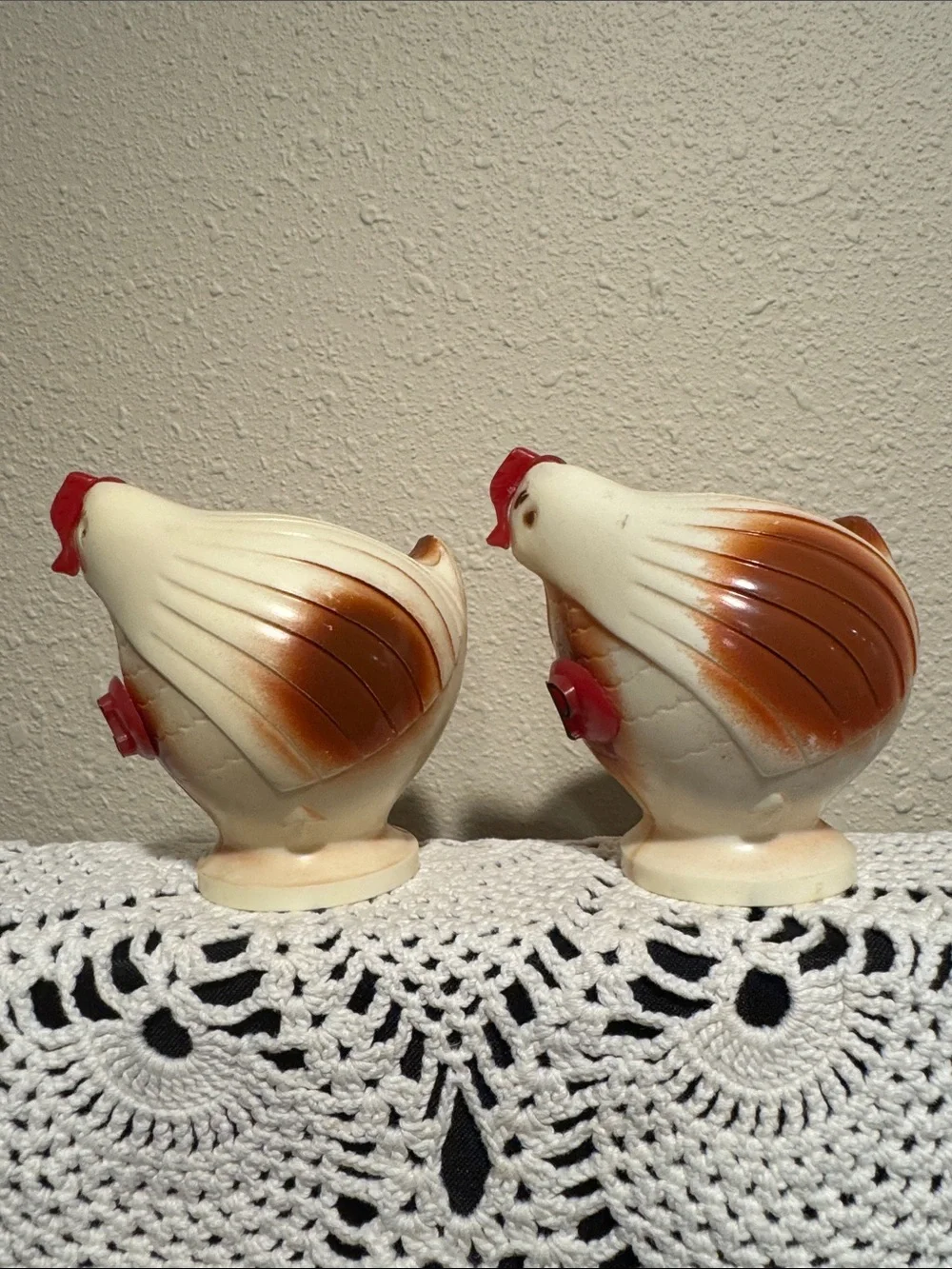Vintage Plastic Rooster Salt & Pepper Shakers - Cream with brown and red accents